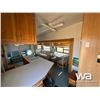 Image 7 : 2000 CARDINAL 32 FT. T/A 5TH WHEEL TRAVEL TRAILER