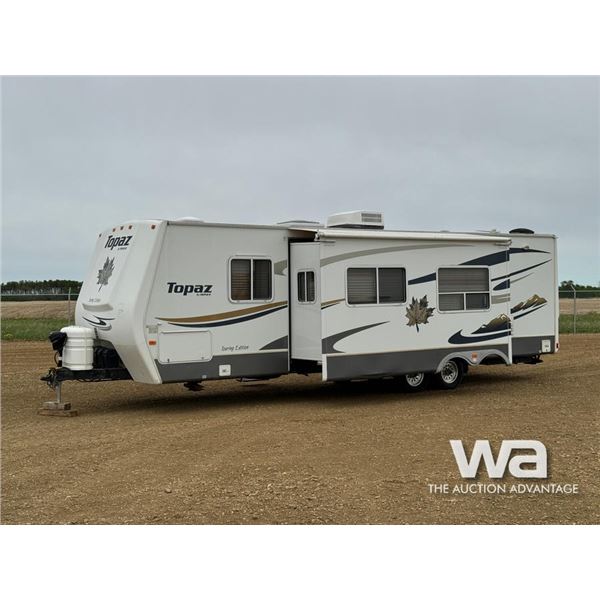 2008 TRIPLE E TOPAZ 32.3 FT. T/A TRAVEL TRAILER