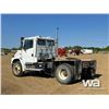 Image 4 : 2004 FREIGHTLINER FL80 S/A TRUCK TRACTOR