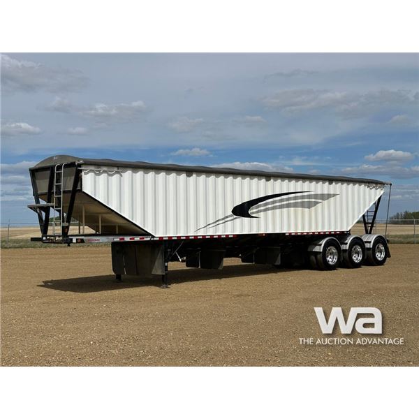 2012 DOEPKER 45 FT. TRIDEM GRAIN TRAILER