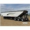 Image 4 : 2012 DOEPKER 45 FT. TRIDEM GRAIN TRAILER