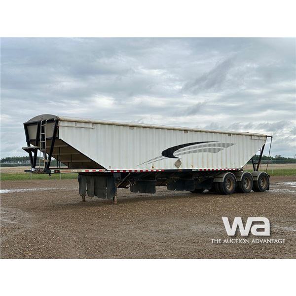 2007 DOEPKER TRIDEM GRAIN TRAILER