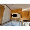 Image 18 : 2004 CHARMAC 3 HORSE ANGLE HAUL HORSE TRAILER