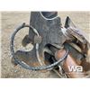 Image 7 : WELDCO-BEALES 84 IN. HYD. CHUCK BLADE