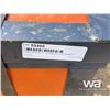 Image 6 : TMG 72 IN. SKID STEER HYD. ROUND BALE GRIPPER