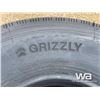 Image 5 : (3) ST235/85R16 GRIZZLY TIRES