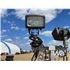 Image 5 : 500 WATT ALUIMINUM FOLD OUT LIGHT STAND