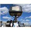 Image 6 : 500 WATT ALUIMINUM FOLD OUT LIGHT STAND