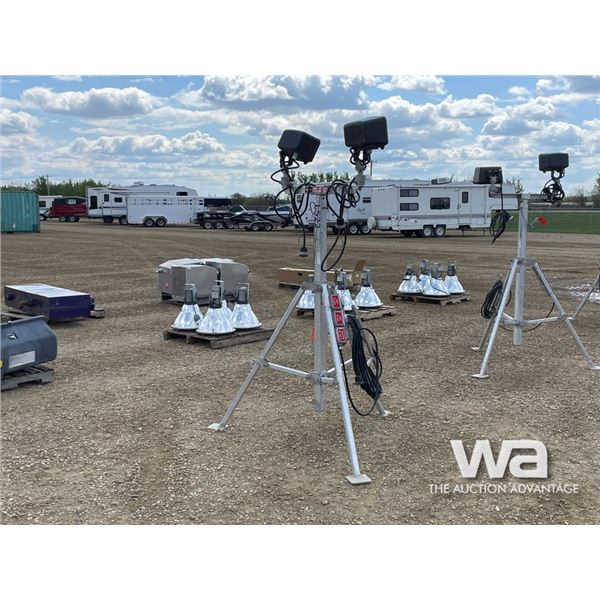 500 WATT ALUIMINUM FOLD OUT LIGHT STAND