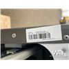 Image 7 : (2) WASHER/DRYER STANDS
