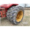Image 12 : 1977 VERSATILE 800 4WD TRACTOR