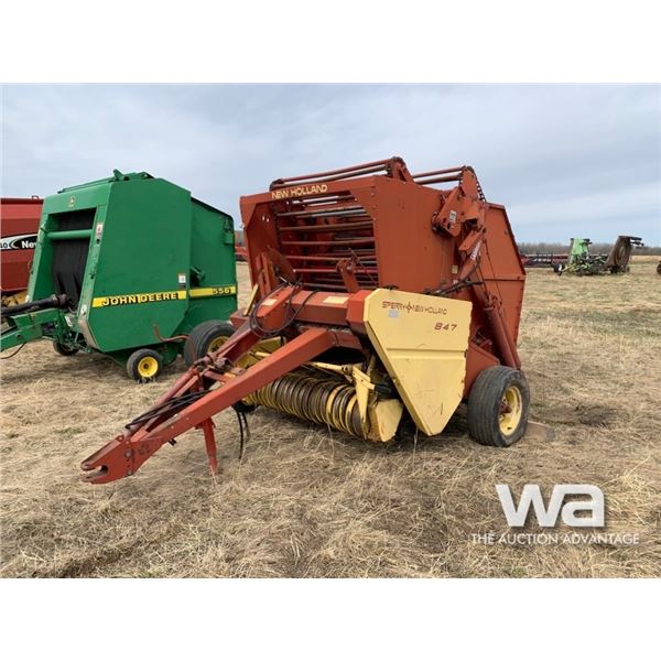 NEW HOLLAND 847 ROUND BALER