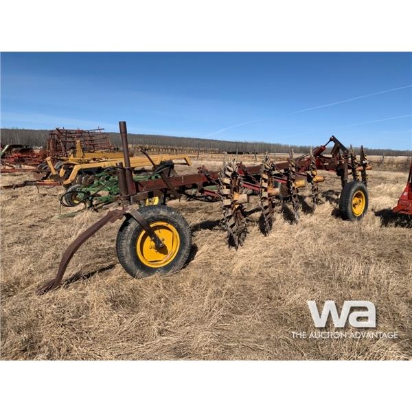 HORWOOD BAGSHAW 7 WHEEL ROOT RAKE