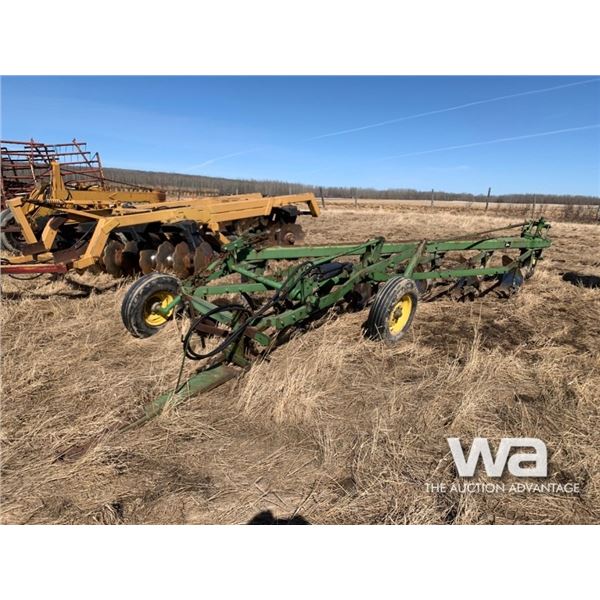 JOHN DEERE A3100A 6-16" PLOW