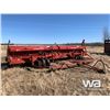 Image 2 : IHC 620 28 FT. GRAIN DRILL