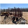 Image 3 : CLARK 27 FT. SPRING TOOTH HARROWS