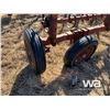 Image 6 : CLARK 27 FT. SPRING TOOTH HARROWS