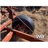 Image 8 : CLARK 27 FT. SPRING TOOTH HARROWS