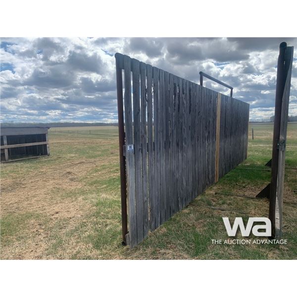 FREESTANDING 30 FT. WIND BREAK PANEL