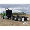 Image 4 : 2013 KENWORTH T800 TRI-DRIVE TRUCK TRACTOR