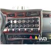 Image 9 : 2007 KENWORTH T800B TRI-DRIVE SLEEPER TRUCK