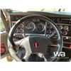 Image 10 : 2013 KENWORTH T800 T/A SLEEPER TRUCK TRACTOR