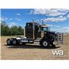 Image 2 : 2013 KENWORTH T800 T/A SLEEPER TRUCK TRACTOR