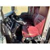 Image 6 : 2013 KENWORTH T800 T/A SLEEPER TRUCK TRACTOR