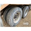 Image 21 : 1995 KENWORTH T800 T/A DUMP TRUCK