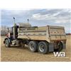 Image 4 : 1995 KENWORTH T800 T/A DUMP TRUCK