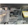 Image 10 : 2014 GMC 3500HD CREW CAB FLATBED TRUCK