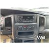 Image 9 : 2004 DODGE RAM 3500 CREW CAB FLAT DECK