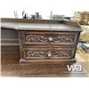 Image 9 : ANTIQUE BANKERS DESK