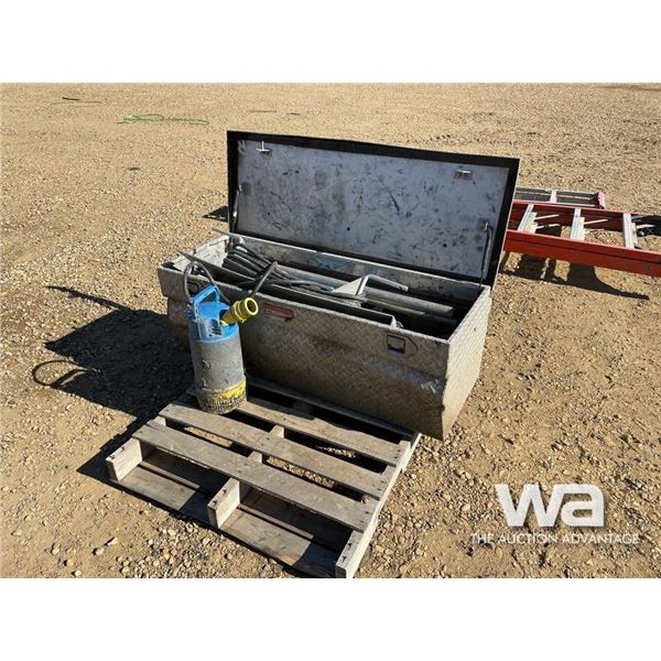 JOCKEY BOX, SUBMERSIBLE PUMP