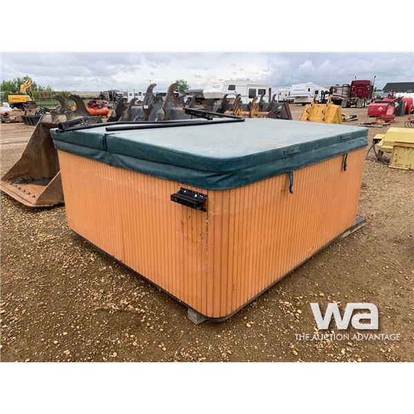 2005 BEACHCOMBER 730 HOT TUB
