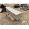 Image 4 : UWS JOCKEY BOX & PARACHUTE