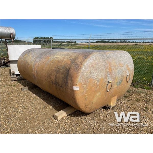 1000 GAL. FIBERGLASS WATER TANK