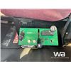 Image 12 : 2013 KENWORTH T800 TRI-DRIVE SLEEPER WINCH TRACTOR