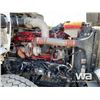 Image 16 : 2013 KENWORTH T800 TRI-DRIVE SLEEPER WINCH TRACTOR