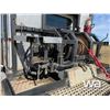 Image 20 : 2013 KENWORTH T800 TRI-DRIVE SLEEPER WINCH TRACTOR