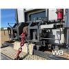 Image 21 : 2013 KENWORTH T800 TRI-DRIVE SLEEPER WINCH TRACTOR