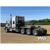 Image 4 : 2013 KENWORTH T800 TRI-DRIVE SLEEPER WINCH TRACTOR