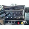Image 9 : 2013 KENWORTH T800 TRI-DRIVE SLEEPER WINCH TRACTOR