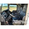 Image 6 : 2015 KENWORTH W900 T/A SLEEPER TRUCK TRACTOR