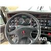 Image 10 : 2014 KENWORTH W900 T/A SLEEPER TRUCK TRACTOR