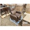 Image 2 : (UNUSED) POWER LIFT RECLINER CHAIR