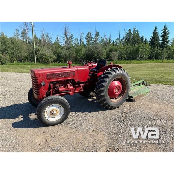INTERNATIONAL B275 2WD TRACTOR
