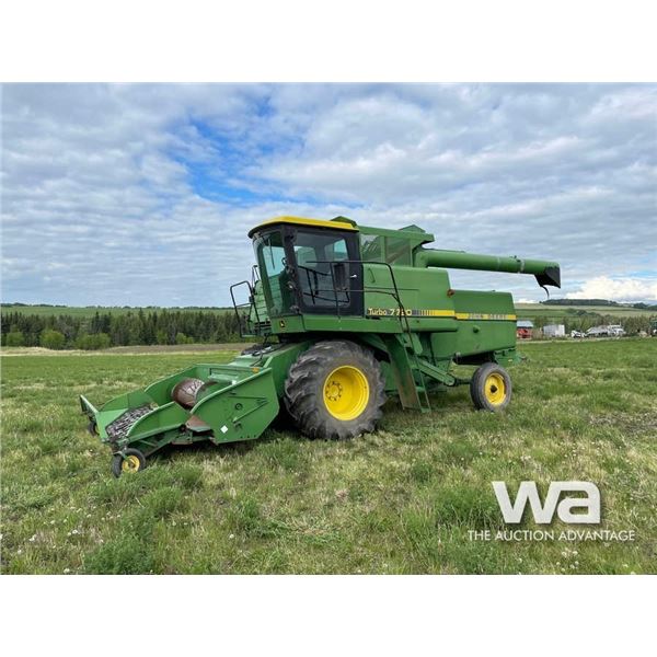 1980 JOHN DEERE 7720 TURBO COMBINE