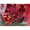 Image 10 : 1991 CASE 8465A ROUND BALER