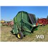 Image 4 : JOHN DEERE 510 ROUND BALER